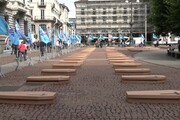 Milano, flash mob per le vittime su lavoro